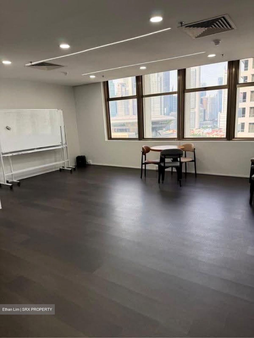 Peninsula Plaza (D6), Office #617491221